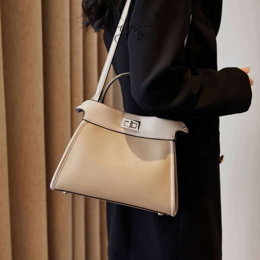 Chic Retro Ladies Handbag Premium Faux Leather Crossbody Shoulder Bag Women's Vintage Style Tote Purse