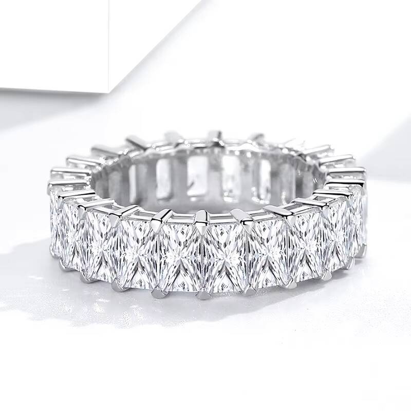 Luster Low Price Silver Moissanite Wedding Band Hot Sale Emerald Cut Moissanite Half Eternity Band