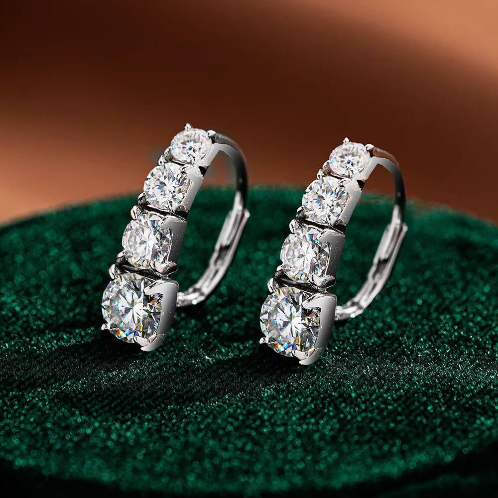 Luxury Brand Jewelry Pure Silver 925 White Moissanite Diamond Stones Stud Earrings for Girls