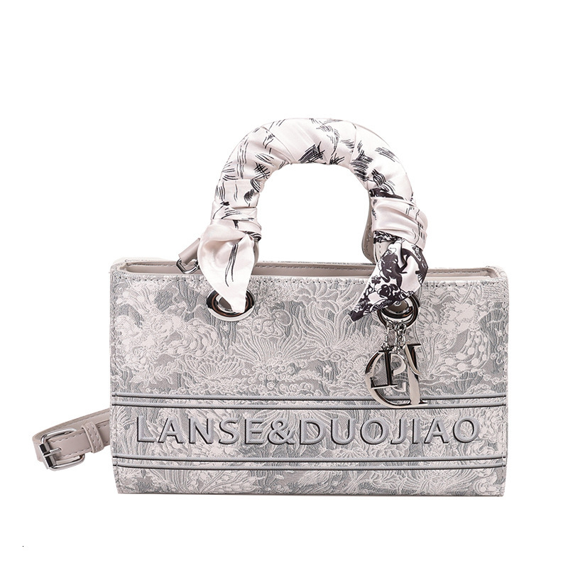 Free shipping designer bag High-end Embroidery Heavy-duty Horizontal Bag for Women New Crossbody Bag Fashionable Versatile Handbag