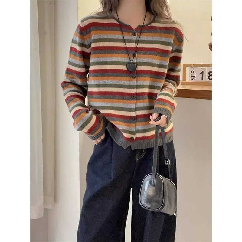 Round Neck Long Sleeve Color Striped Knitted Cardigan for Women in Autumn New Fashionable and Fashionable Sweater JacketT251027
