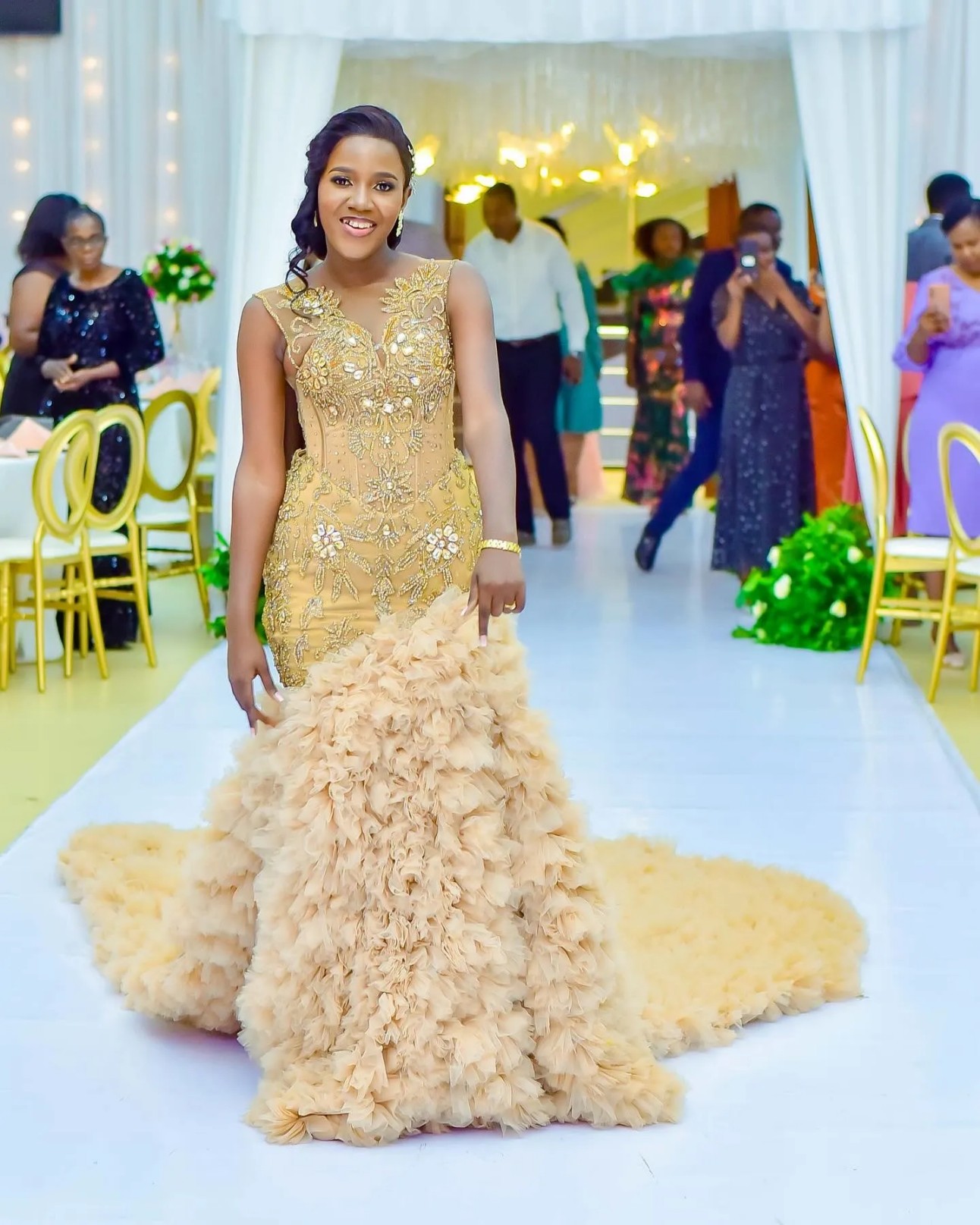 Arabic Aso Ebi Plus Size Mermaid Wedding Dress in Gold with Beaded Crystals Luxurious Tulle