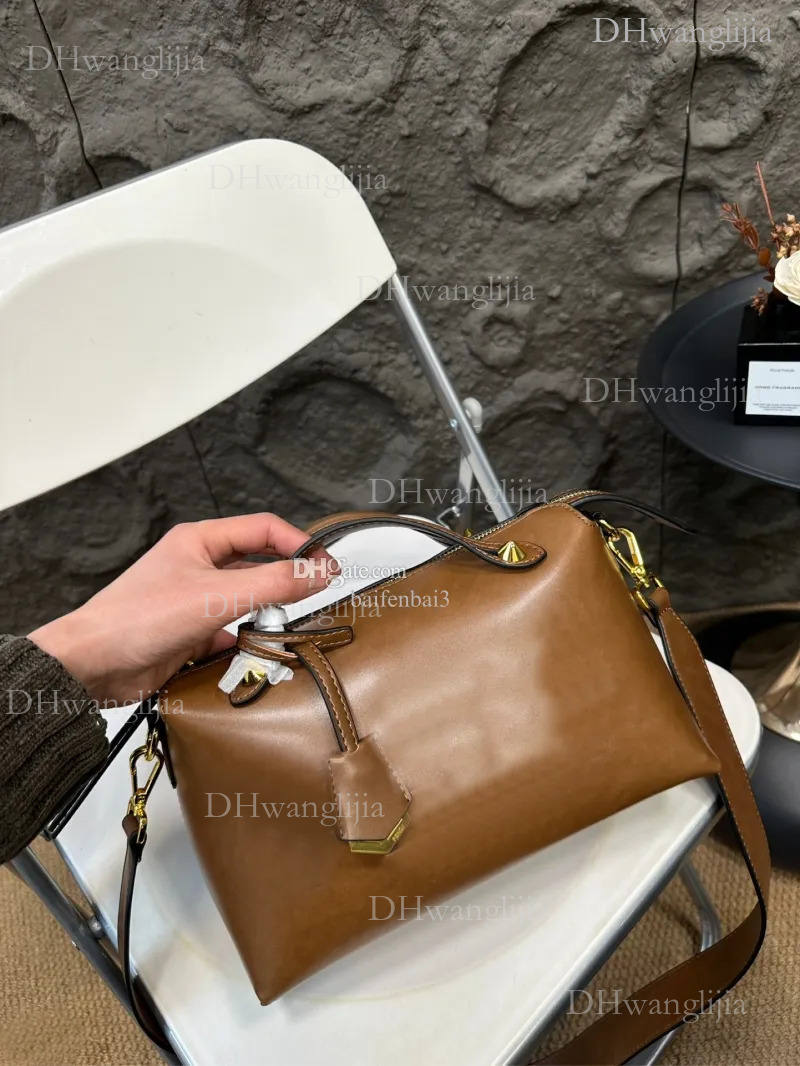 DHGM designer's new the way Pillow Large capacity hand-held crossbody Solid color daily commute bag