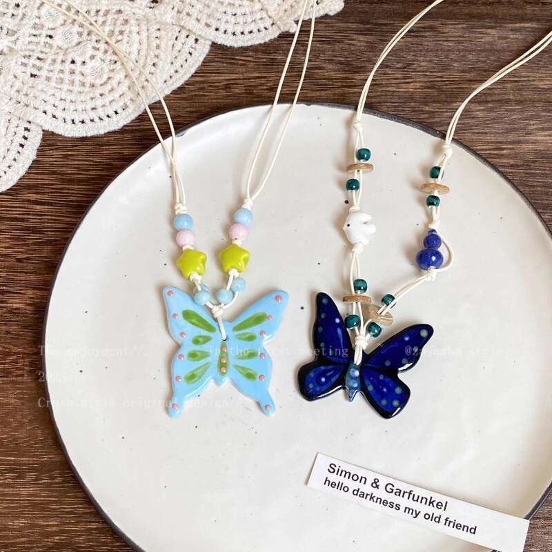 Ceramic butterfly bead pendant necklace with unique ethnic style accessories made of resin material