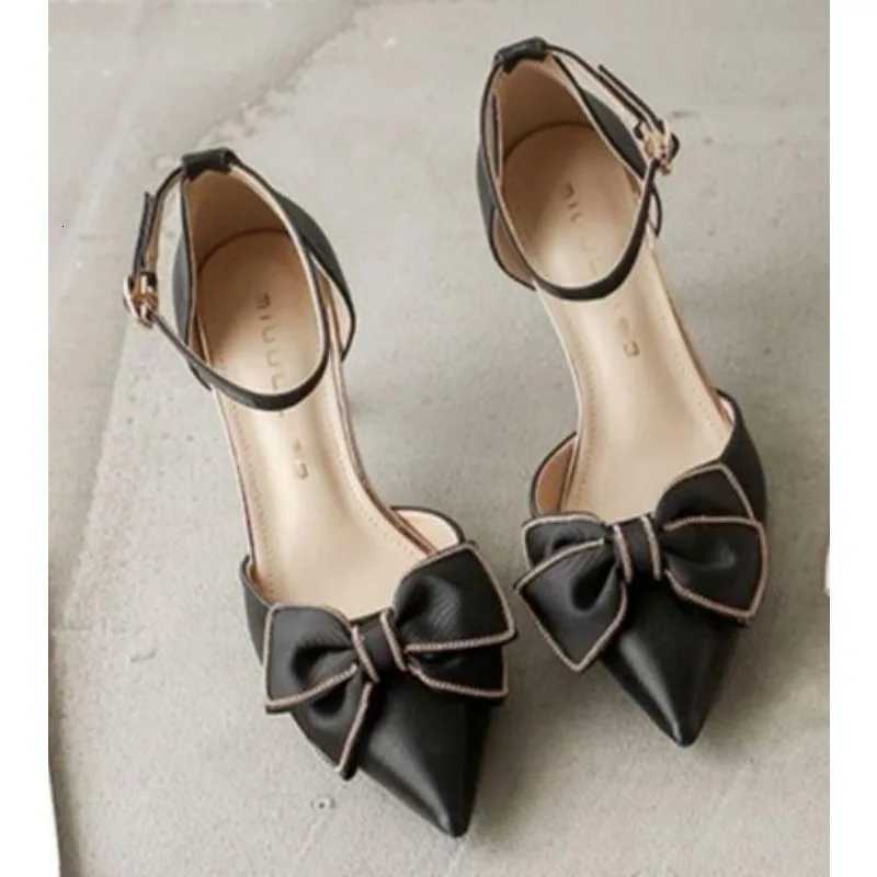 Medium Heel Heels Womens Shoes Trend Pointed Toe Butterfly Stilettos Elegant Dress Weddings Bridal Party White DesignerXJ251027