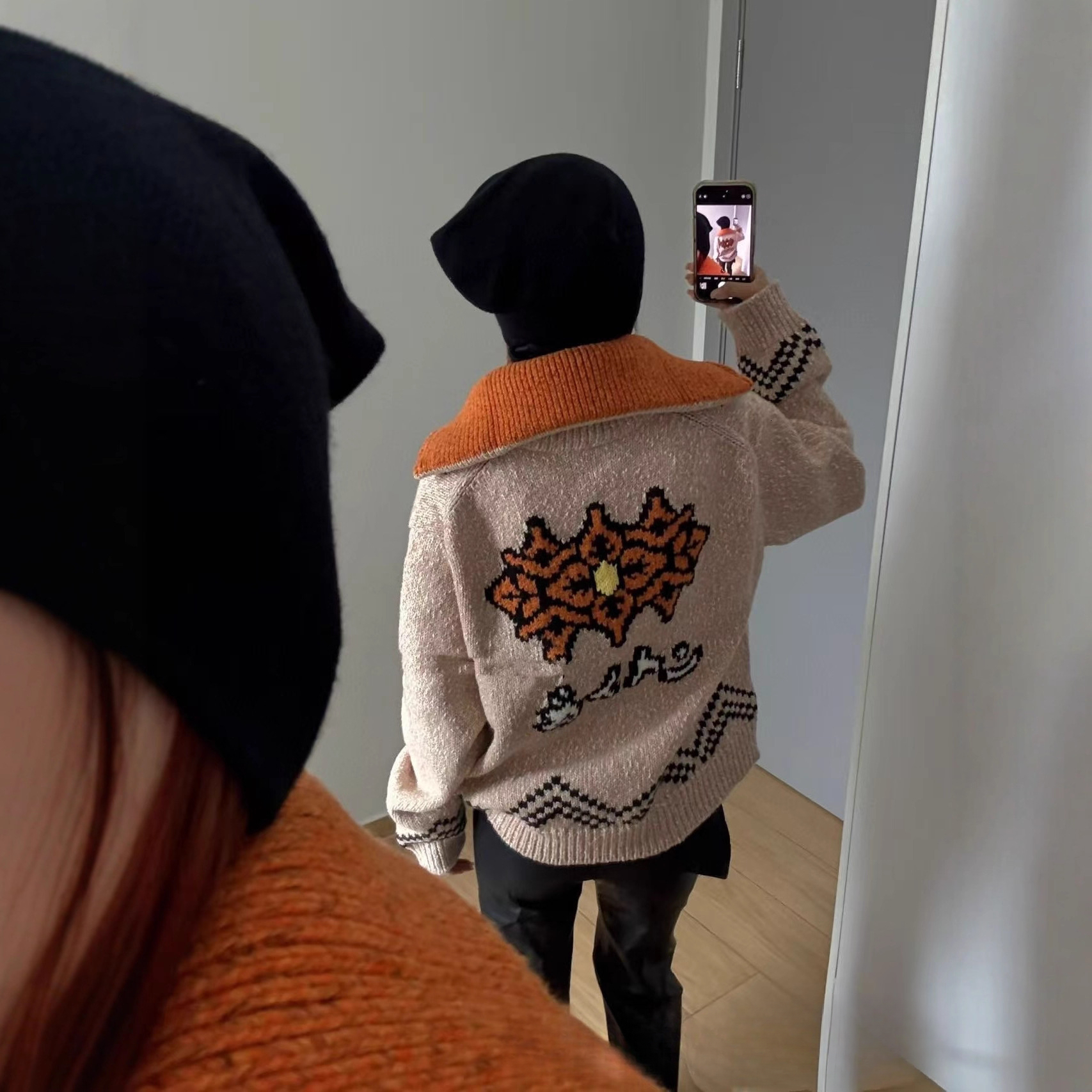 New high-end autumn and winter designer neutral jacket, crab meat knitted edge zipper cardigan style, luxurious sweater, fashionable sweater