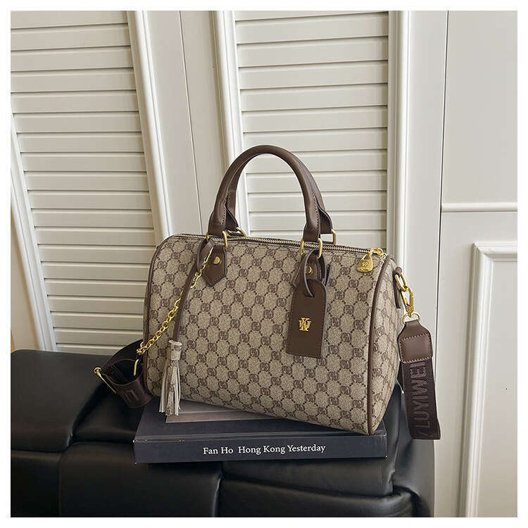 2026 New Designer Bags for Women Fashion Shoulder Bags Handheld Pillow for Women New Pattern Printed Ladies Cylinder Shoulder Crossbody Bag