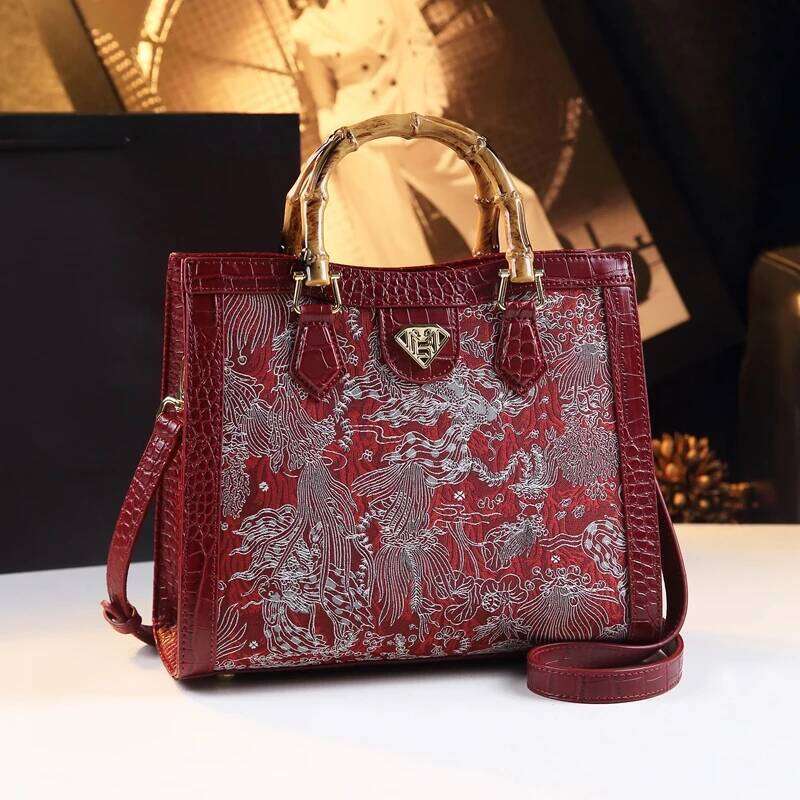 2015 Fashion Genuine Leather Women Handbags Embroidery Design Shoulder Messenger Bag Mom Portable Tote Bags