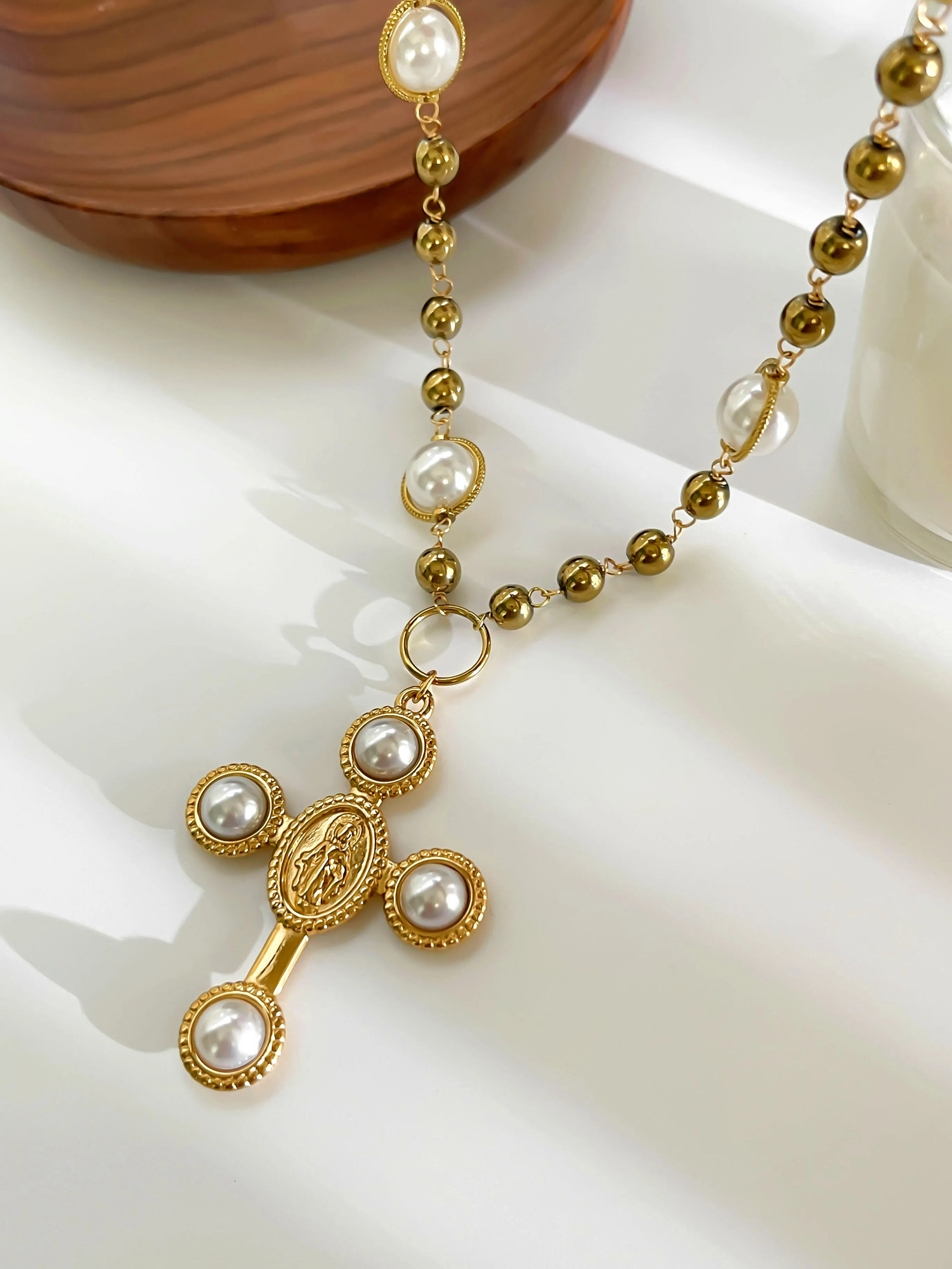 Perisbox Trendy Elegant Pearl Virgin Mary Cross Pendant Womens Necklace Stainless Steel Beaded Chain Wedding Jewelry 251023