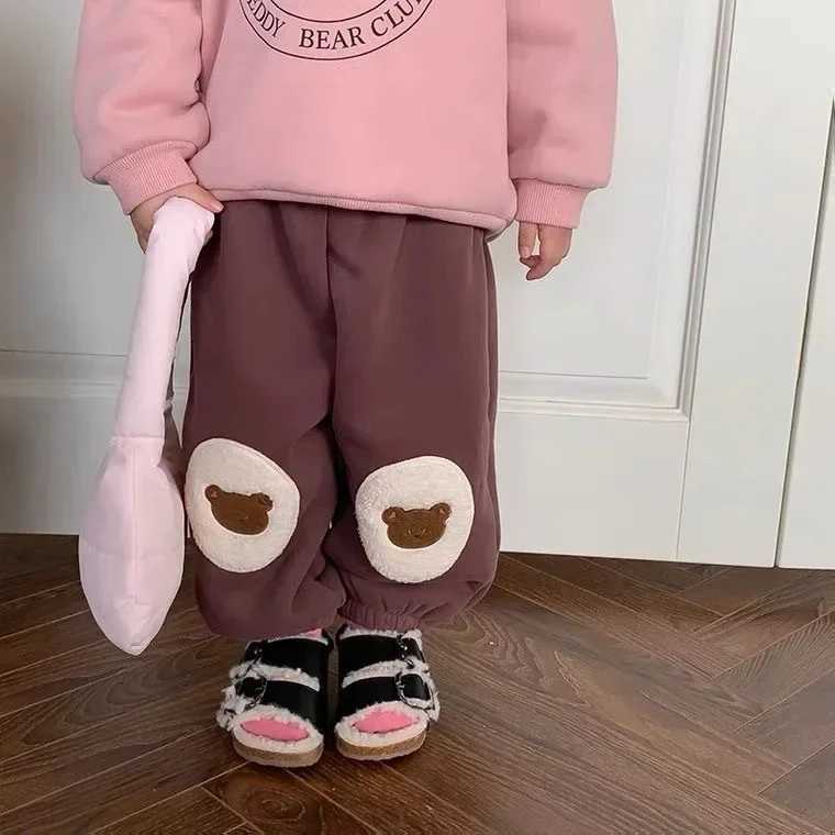 Thickened Bear Patchwork Fleece Childrens Casual Pants Cuffed Loose Fit Male Female Kids Warm Winter Trousers AE StockT251027