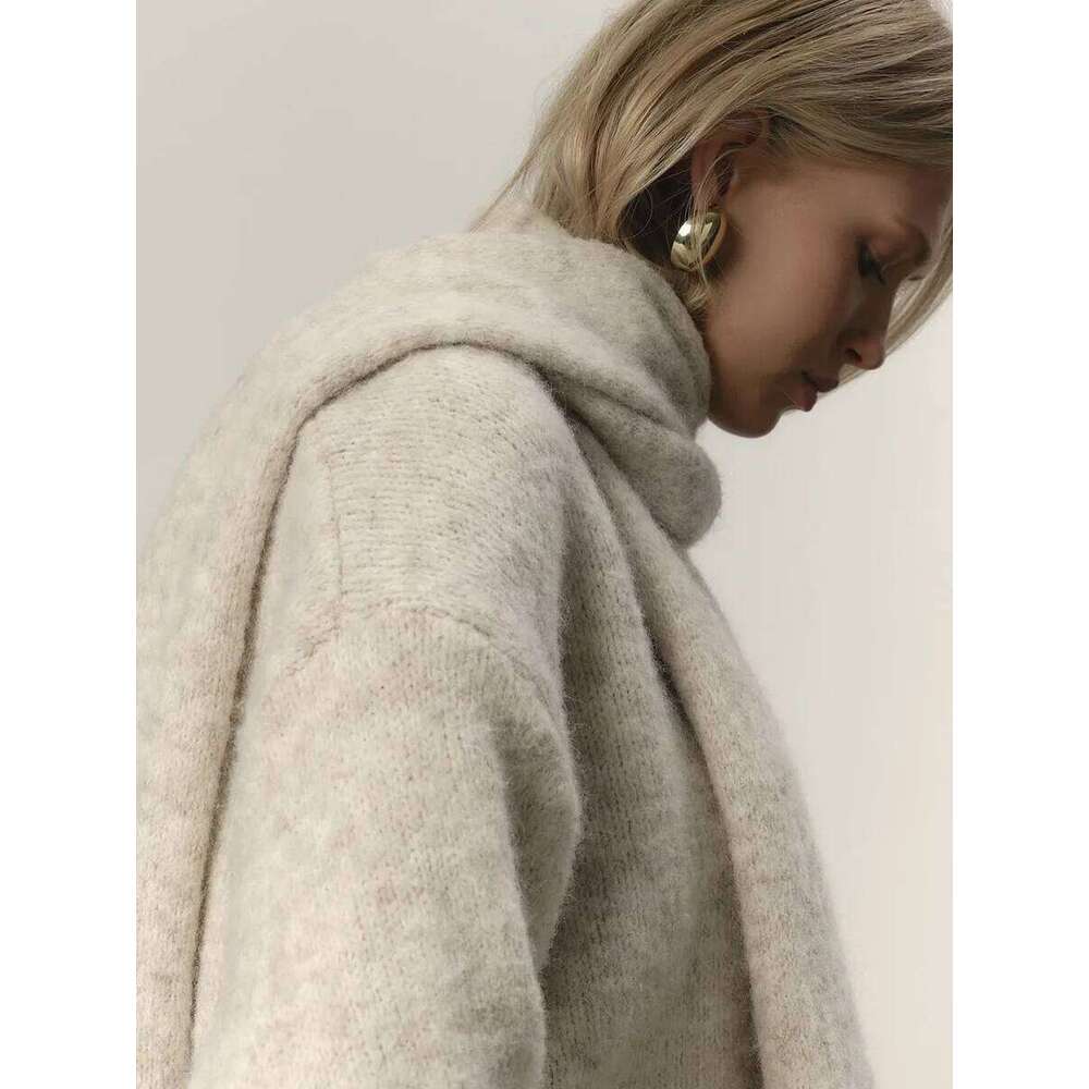 Hirsionsan 2025 New Soft Loose V Neck Knitted Sweaters Women Winter Solid Female Pullovers & Scarf Warm Basic Knitwear Jumper Women Sweater Designer S