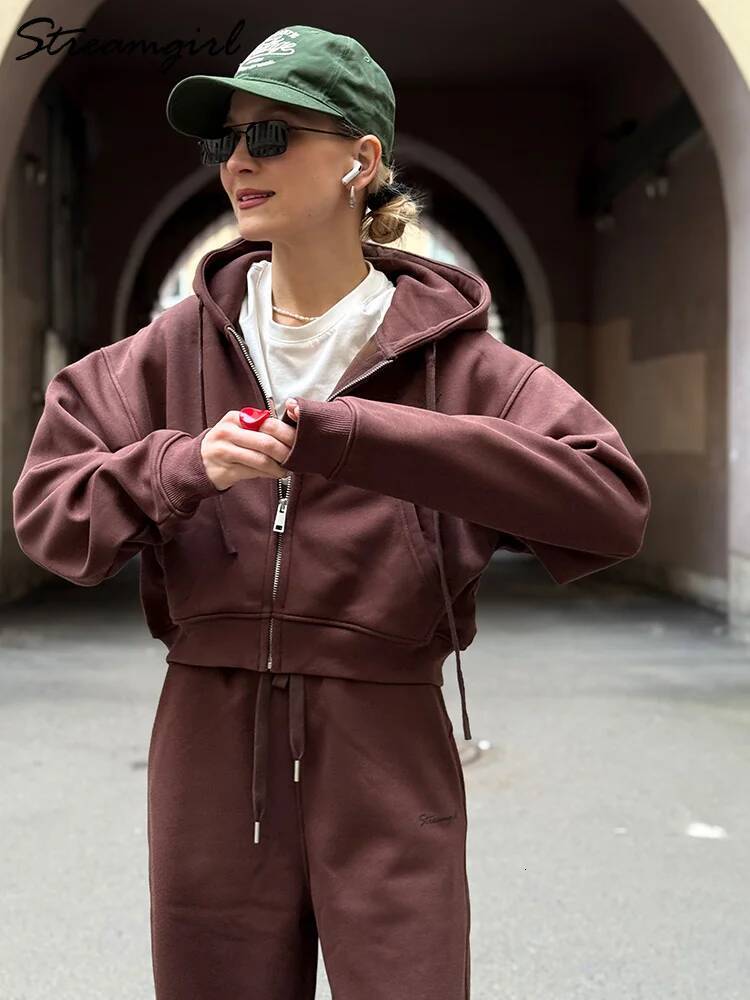 winter jacket women Tracksuits Winter Fleece Sweatsuit Brown Warm Crop Zipper Hoodies And Sweatpants Set For Women 2 Piece Veet Pants Sets