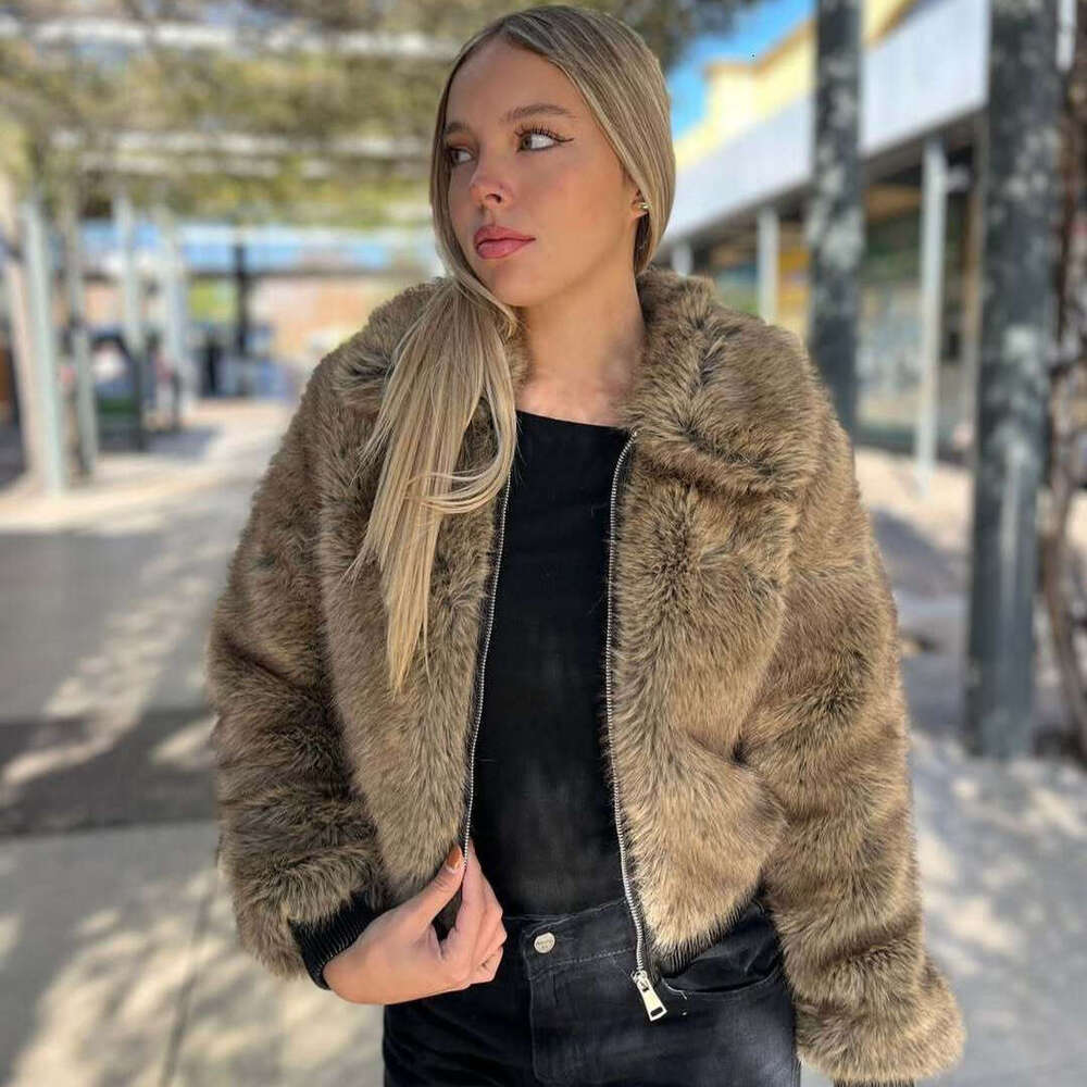 Women's Winter Coat Faux Fur Lapel Long Sleeves Loose Zipper Jackets Lady Pockets High Street Chic Warm Woman Outerwear