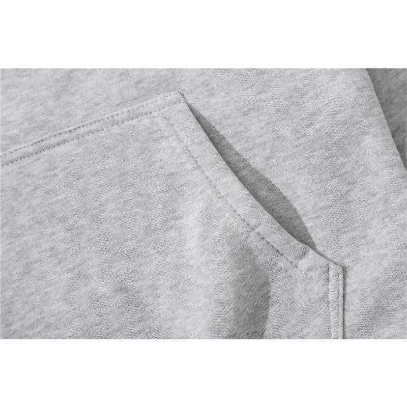 Japanese anime new jeans rabbit print new hoodie mens hooded sweatshirt Millennium Bug street fashion pullover clothing W251027