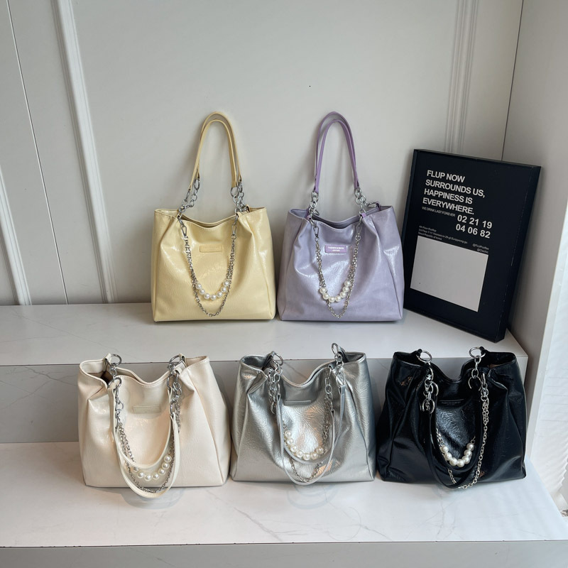 Free shipping designer bag Tote Bag for Women New Summer Niche Design Large Capacity Versatile Handbag Underarm Bag Commuter Shoulder Bag