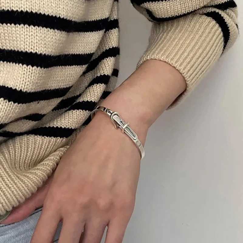 Mewanry Silver Color Belt Geetric Bracets For Wen Coups Creative Design Fashion Vintage Personality Birthday JewelryW251027