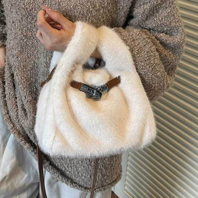 Elegant Womens Bags Trend 2025 Faux Fur Shoulder Bags Plush Faux Mink Luxury Handbags Chic Plu Crossbody Bag SolidColor Purses Y251027