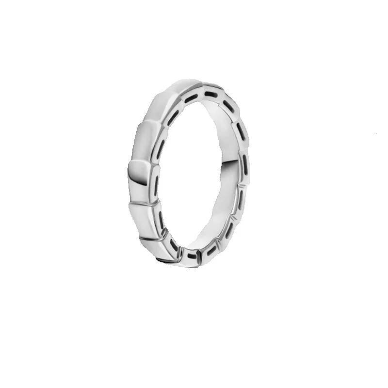 Snake bone ring, white mother of pearl ring, women's high luxury accessory, niche high-end feeling, diamond studded fashion ring ddmytues