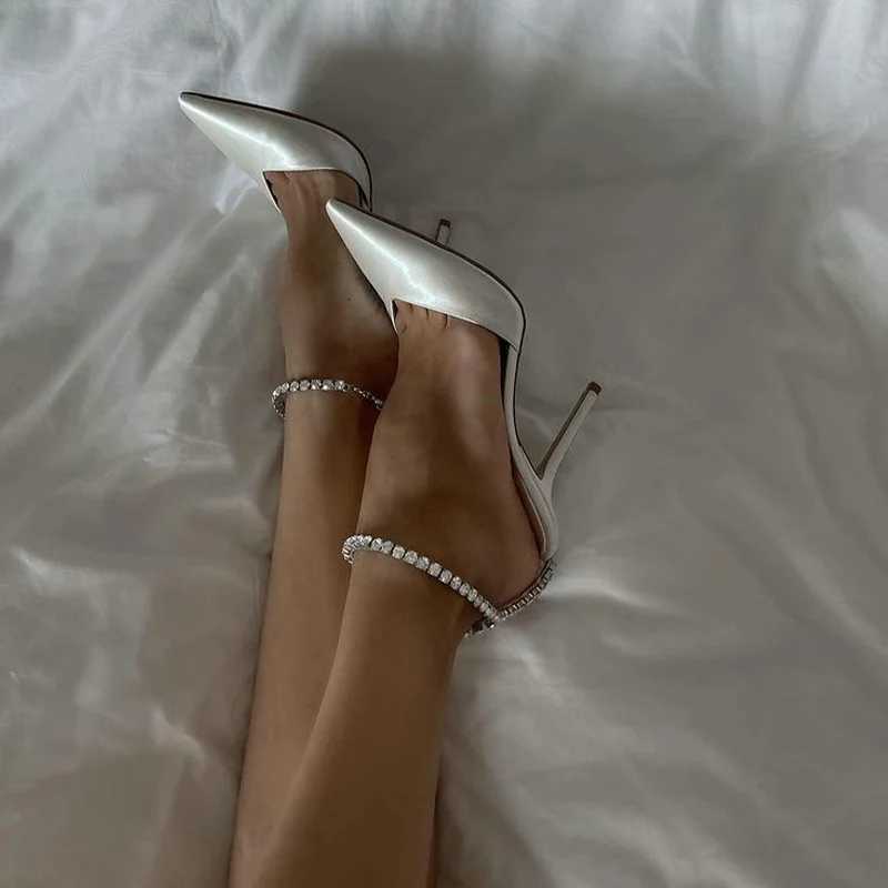 2024 New Pointy Thin High Heels Crystal Pendant Wedding Shoes Rhine Baotou Banquet HighHeeled SandalsXJ251027