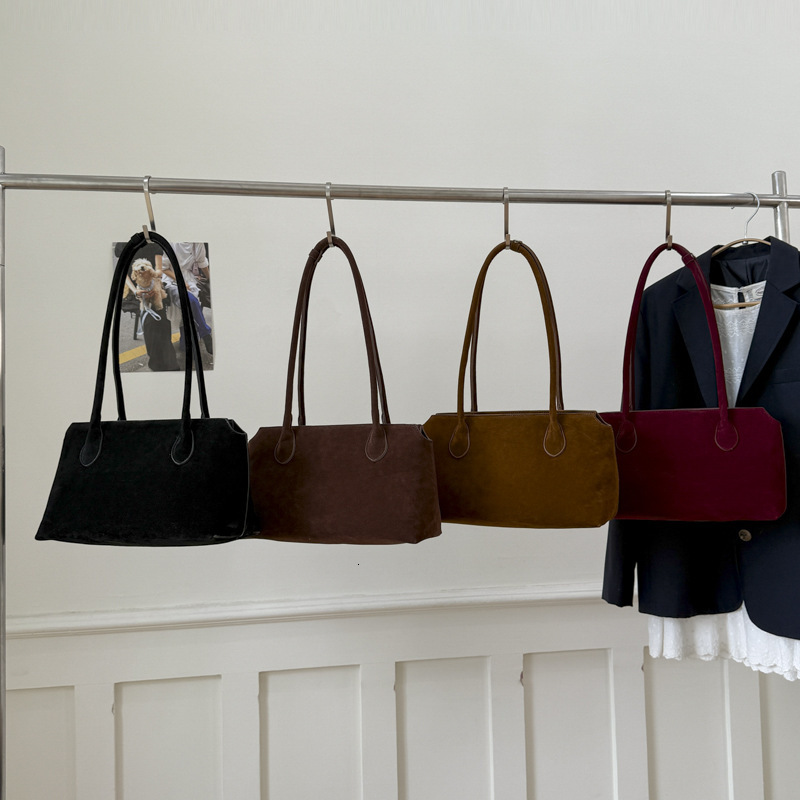 Free shipping designer bag Large Capacity Simple Tote Boston Bag for Women Autumn New Versatile Matte High-End Feel Single Shoulder Underarm Bag