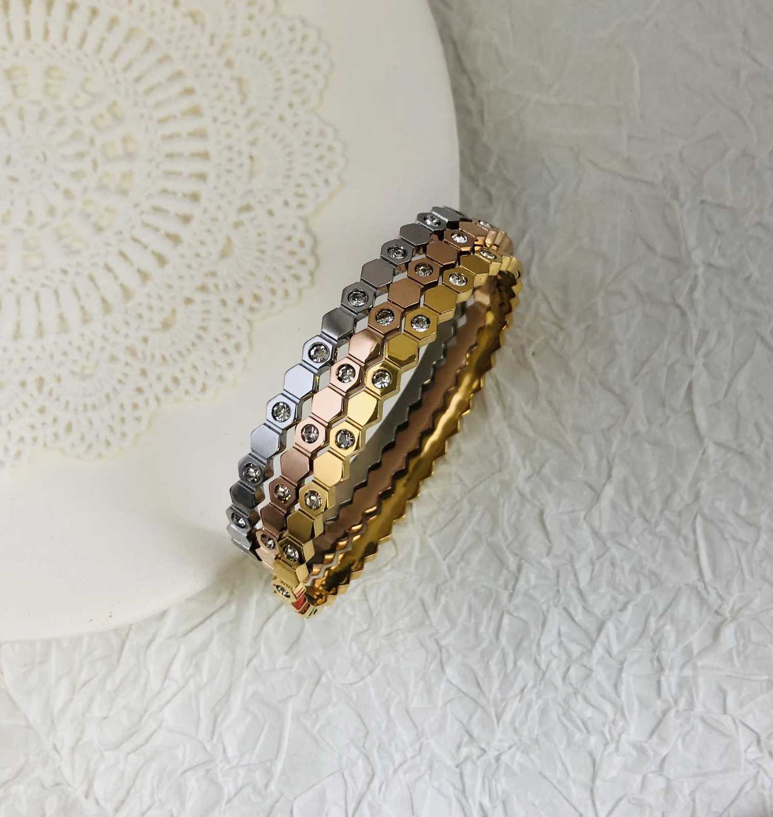 Big Brand Steel Bracets For Wen Honeycb Shaped Bangs With Shell Bijoux Acier Inoxidab Fme Gold And Rose Gold JewelW251027