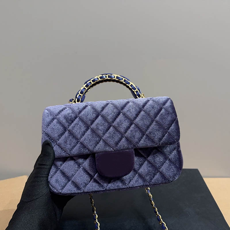 Ladies Designer Velvet Mini Flap Bag with Top Handle Vintage Handbag Diamond Lattice Golden Hardware Matelasse Chain Shoulder Purse Crossbody Tote 19x13cm