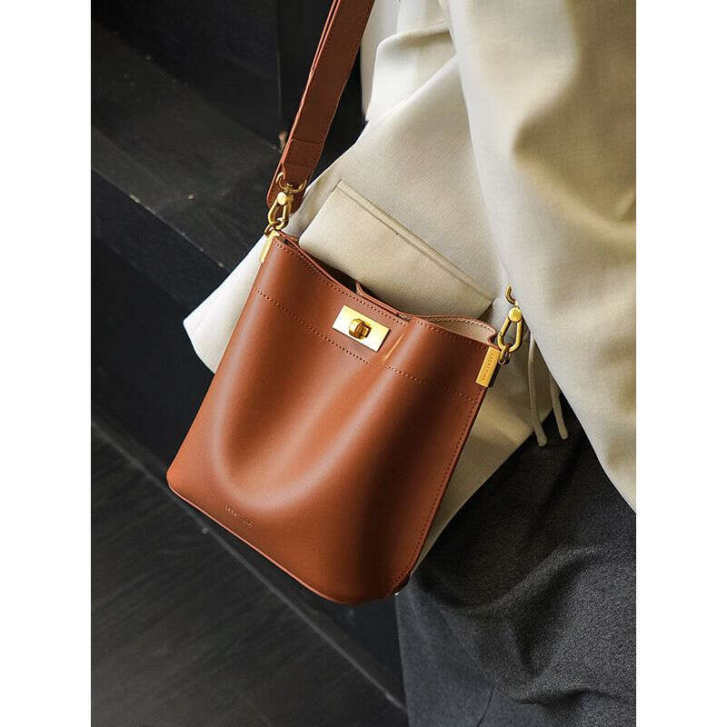 Designer Bag Tote Bag Shoulder Bag Niche Cowhide Bucket For Women New Single Shoulder Large Capacity High Quality Texture Versatile Crossbody Bag