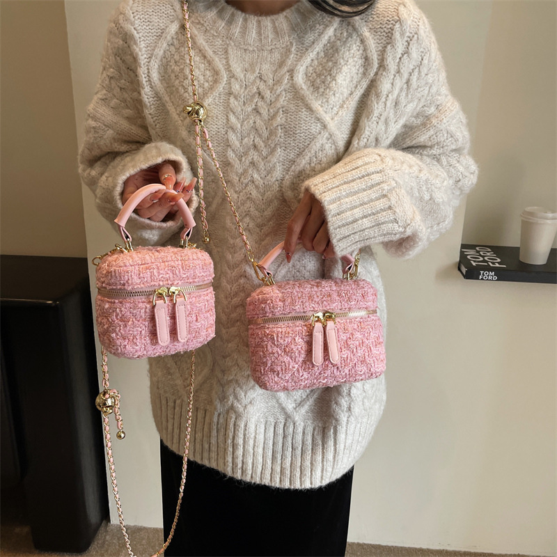 Free delivery designer shoulder bag Solid color minimalist comfortable handbag for daily casual fashion