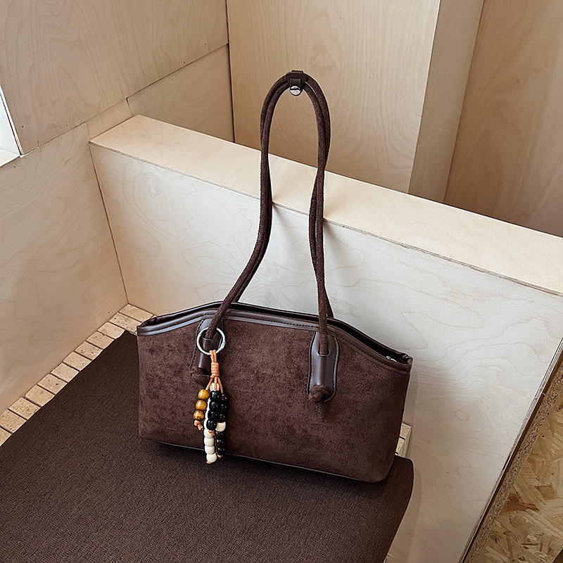 Free shipping designer bag Niche Design Matte Handbag Underarm Bag for Women Autumn New Fashion Versatile Shoulder Tote Bag