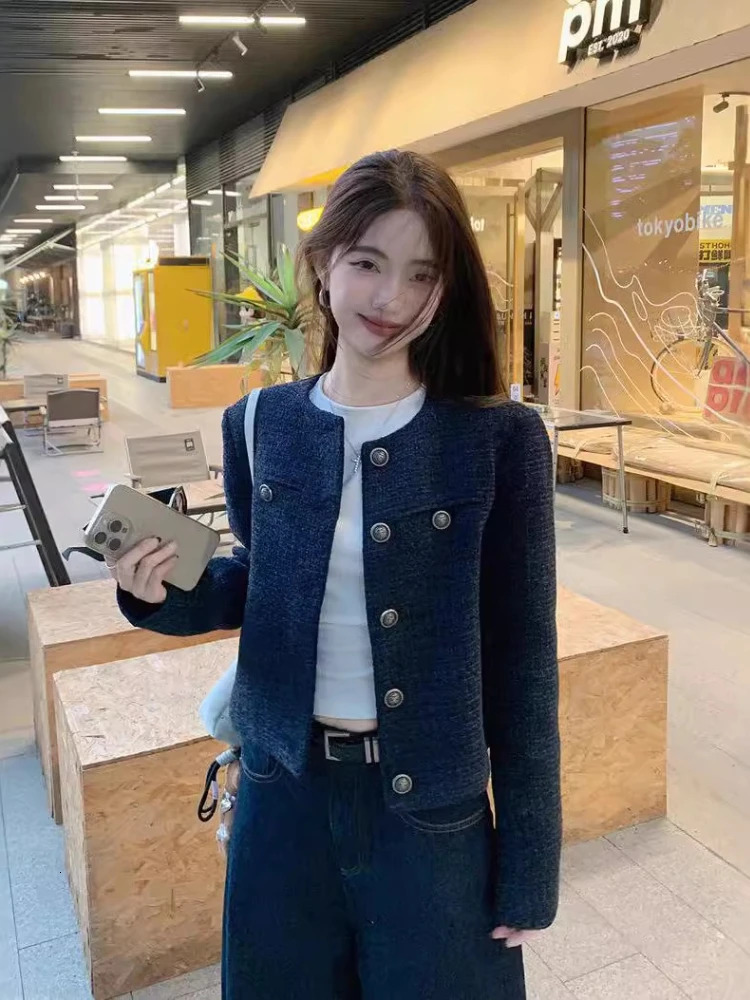 Korean Fashion Womens Short Coat in Autumn and Winter Office Lady Dark Blue Tweed Long Sleeve Crew Neck Elegant Jackets 251027