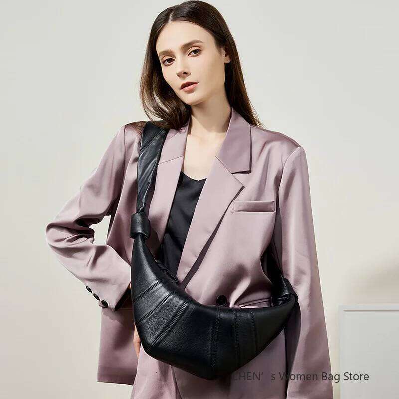 Designer Luxury Genuine Leather Lambskin Women Handbag Croissant Bag Fashionable Versatile Black Soft Dumpling Chest Crossbody Shoulder Bags