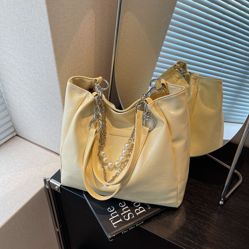 Free shipping designer bag Tote Bag for Women New Summer Niche Design Large Capacity Versatile Handbag Underarm Bag Commuter Shoulder Bag