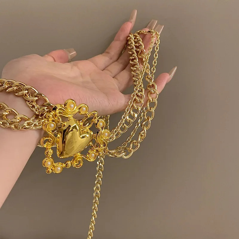 Fashion small fragrance multilayer golden heartshaped waist chain Celebrity style creative fringe belt chain dress accessories 251024
