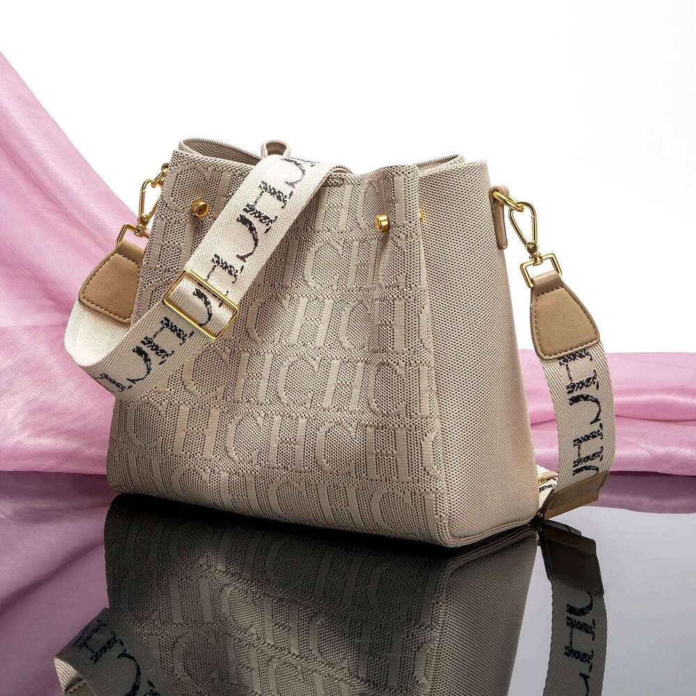 Fashion Party Multifunctional Ocn Handbag Classic Retro New Solid Color Letter Design Women's Shoulder Bag