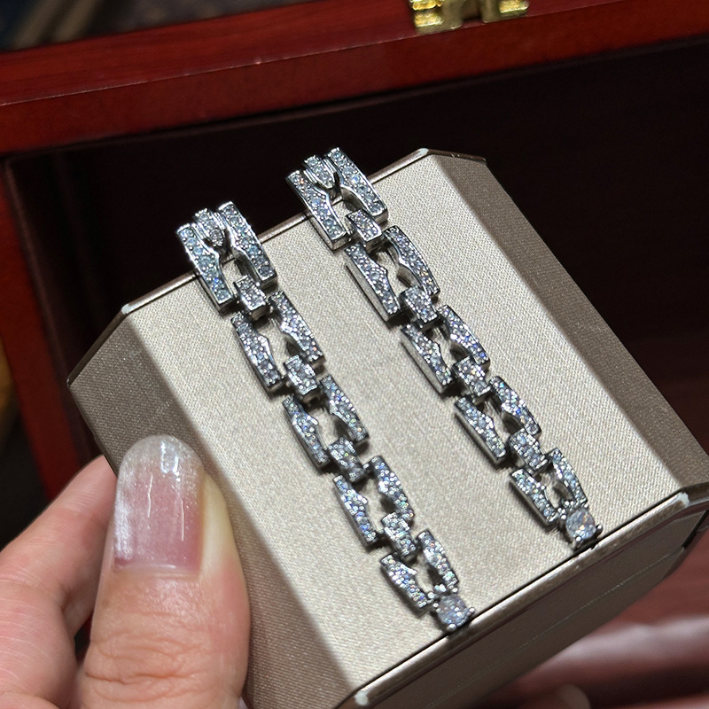 Sier Needle Inlaid Zircon Square Chain Pendant Exquisite Elegant Commuting Versatile Earrings Light High-end Feel Ear Jewelry - view 6