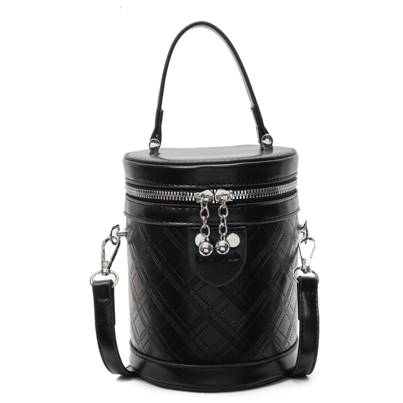 Free shipping designer bag High-end Niche Handheld Bucket Bag New Versatile Stylish Handbag for Women Commuting Single Shoulder Crossbody Bag