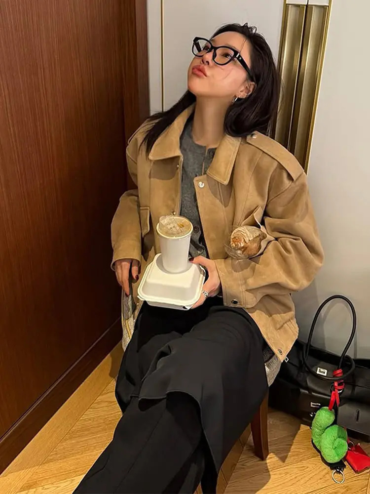 Retro Solid Suede Bomber Jacket Women Street Lapel Single Breasted Full Sleeves Zipper Pockets Coat Female Autumn Casual Outwear 251027