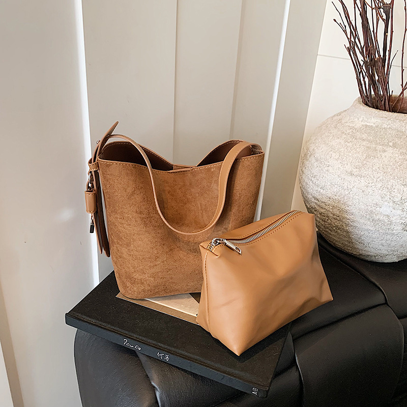 Free shipping designer bag High-end Suede Bag for Women New Versatile Single Shoulder Mother-Daughter Bag Large Capacity Commuter Bucket Bag