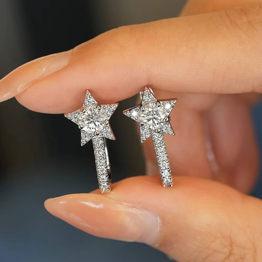 Simple Star Shaped White Gold Plated Hoop Earrings Wedding Full Paved Cubic Zirconia Ladies Moissanite Earrings for Women