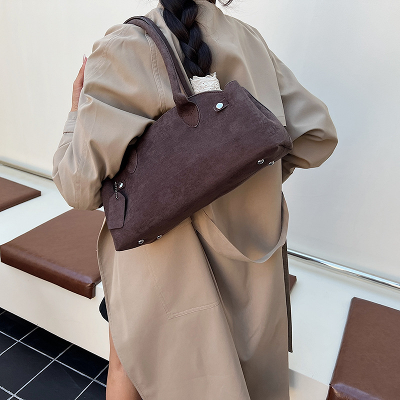 Free shipping designer bag High-Quality Suede Underarm Bag for Women Korean Ins Style Shoulder Bag Versatile Fashion Niche Design Baguette Bag