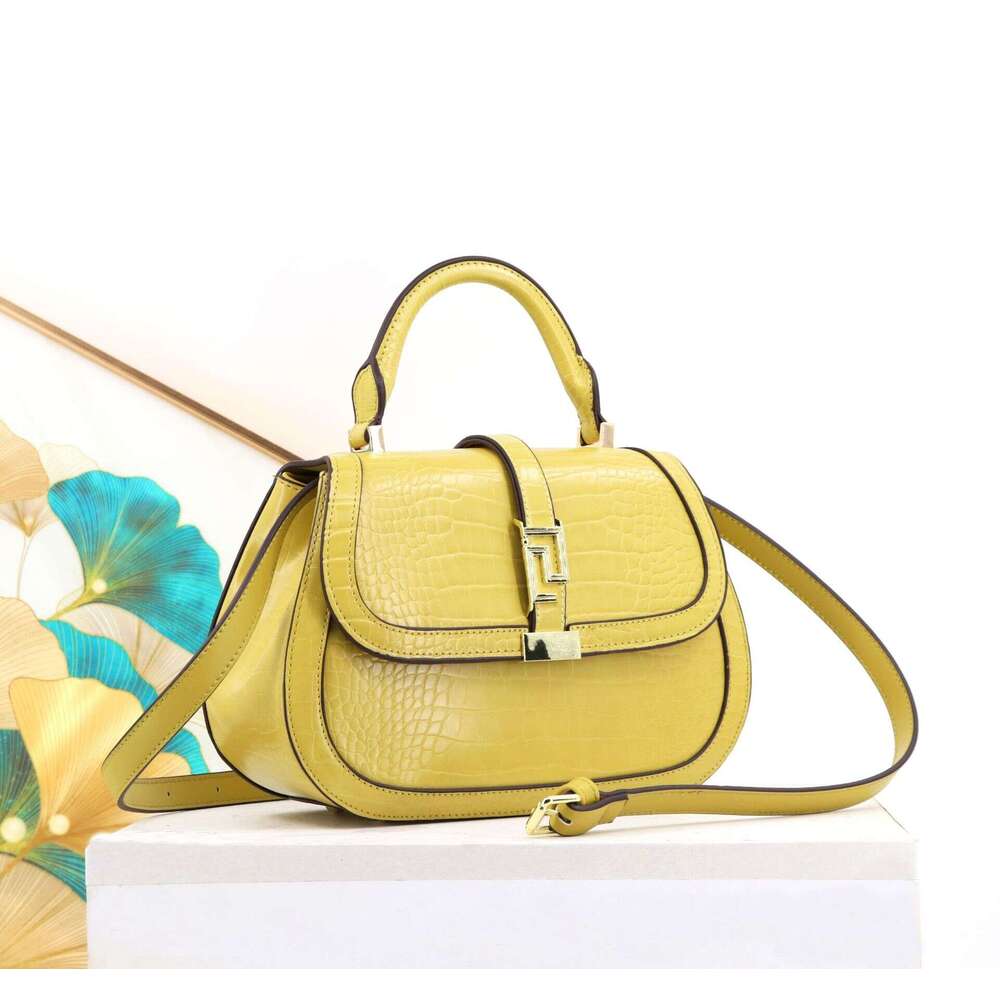 Newest Fashion Designer Shoulder Bag for Women - 2025 Crocodile Pattern Handbag with Premium Texture & Modern Appeal