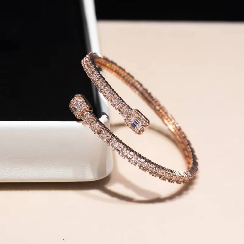 KIBO Iced Out Jewelry Adjustable Pass Diamond Tester 925 Silver Chain Cuff VVS1 Baguette Cut Moissanite Bracelet