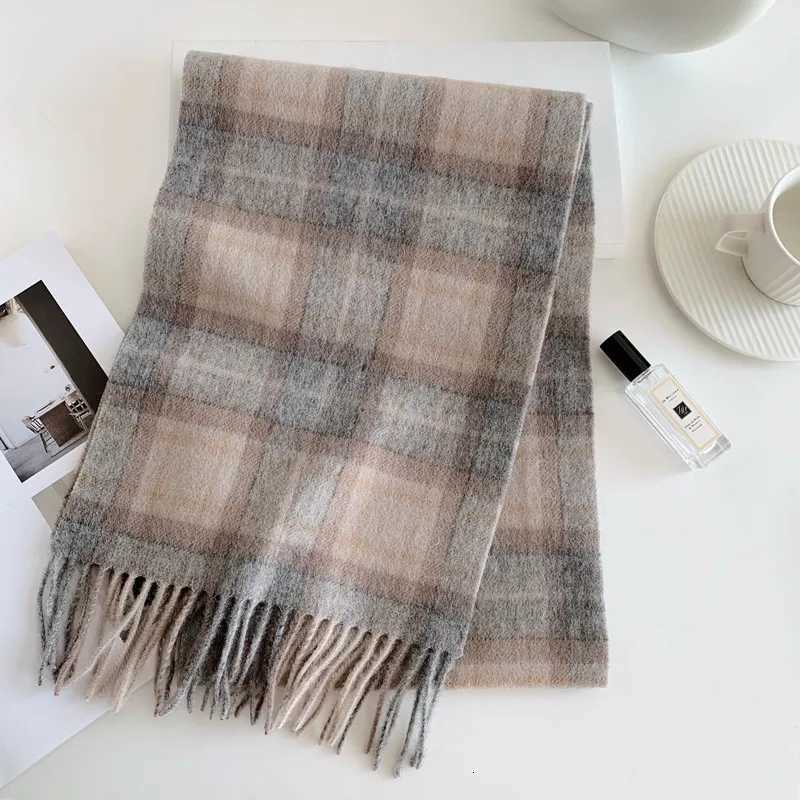 2025 Highly Sected Wool Red ish Plaid ScarvesWarm Winter Men Scarf Houndstooth Cfortab Winter Scarves ManW251027
