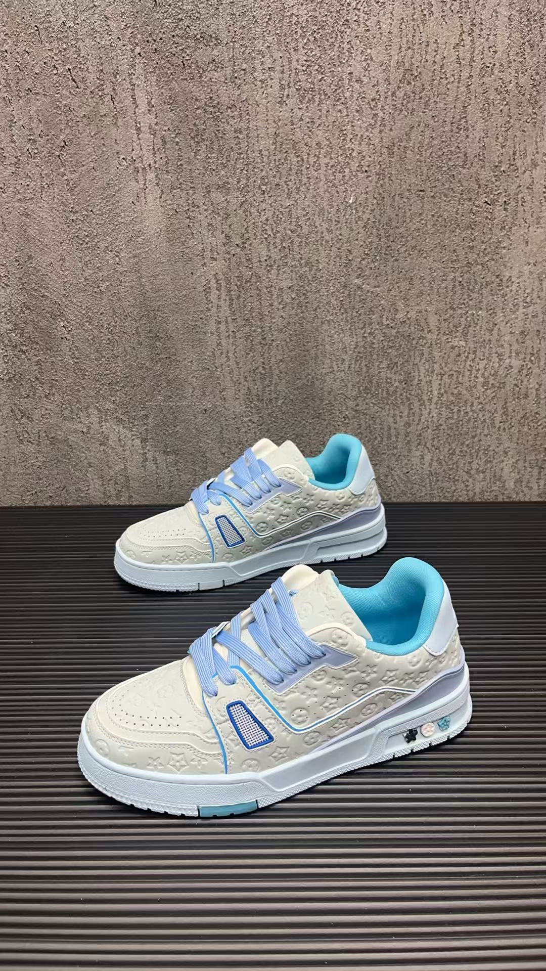 Free shipping, light luxury trend, classic daily wear for both men and women, fashionable and versatile, sporty style couple height-increasing board s