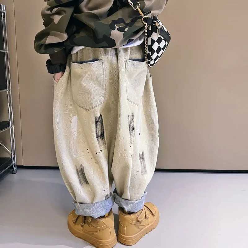 2025 SpringAutumn Boys HipHop Long Pants Kids Size 1214 Versatile Graffiti Casual Streetwear TrousersT251027