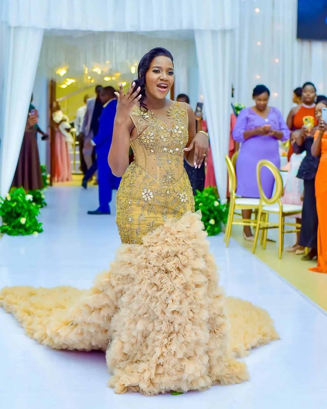 Arabic Aso Ebi Plus Size Mermaid Wedding Dress in Gold with Beaded Crystals Luxurious Tulle