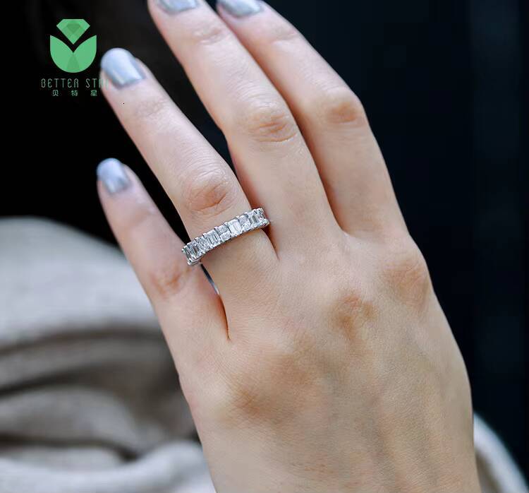 Luxurious Pave Lab Grown Diamond White Gold Ring IGI Certified Oval Emerald Shape Lab Created Diamond Wedding Ring Fine Jewelry