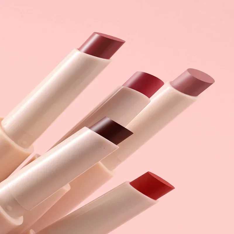 8 Colors Silky Glossy Lipstick Long Lasting Waterproof Lip Gloss Sexy Red Lip Tint NonStick Cup Moisturizing Mirror Lip Balm W251027