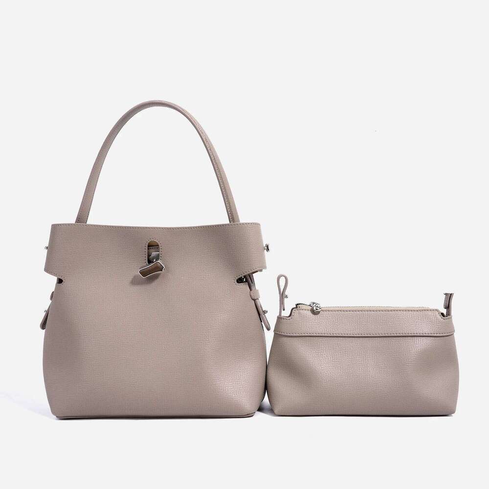 Brand Women's Handbag High-Quality Top-Grade Cowhide Bucket Shaped Simple And Casual Multifunctional Crossbody Bag Trendy