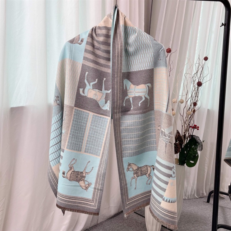 Autumn And Winter Fashion Shawl Scarf Multi Colored Fast Horse Pattern Design Scarf Suitable For Holiday Gifts Daily Travel Wear Scarf